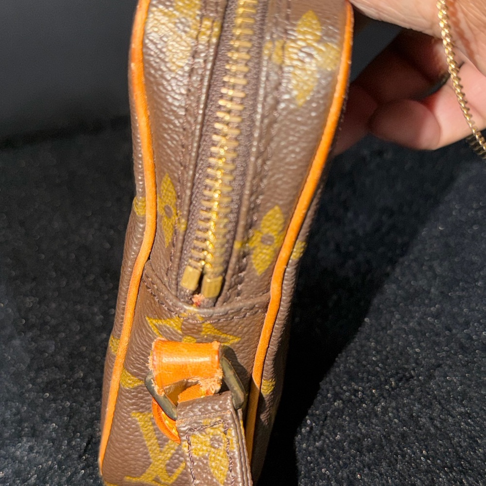 Louis Vuitton Monogram Canvas Brown and Gold crossbody. Strap is broken - Picture 3 of 11